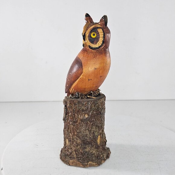Hand-Carved Wooden Owl Figurine On Tree Stump Detailed Folk Art Vintage Bird - Picture 7 of 9